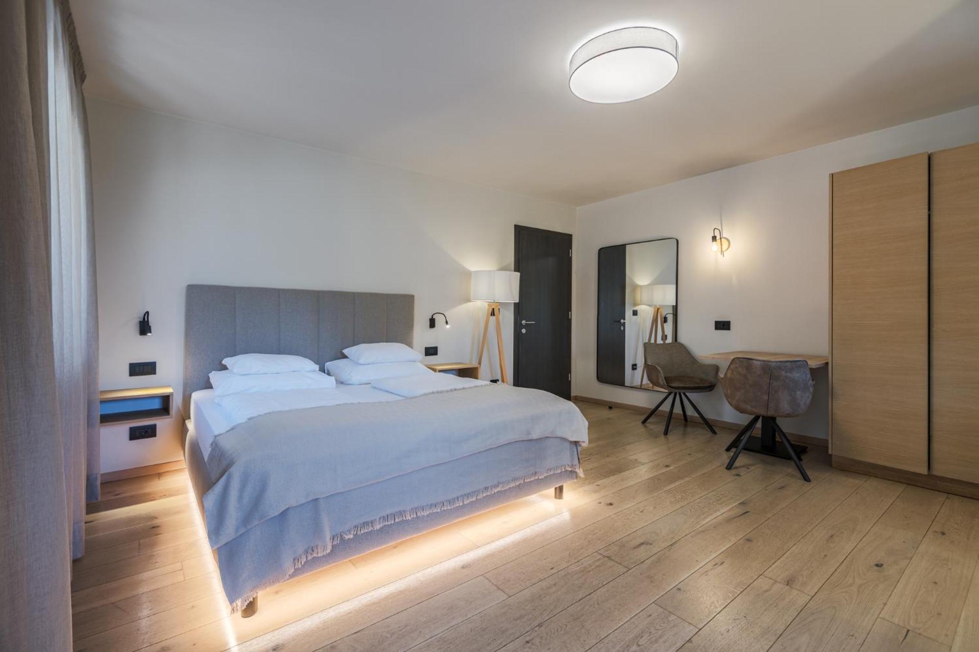 Aparthotel Michael Am Waal Scena Esterno foto