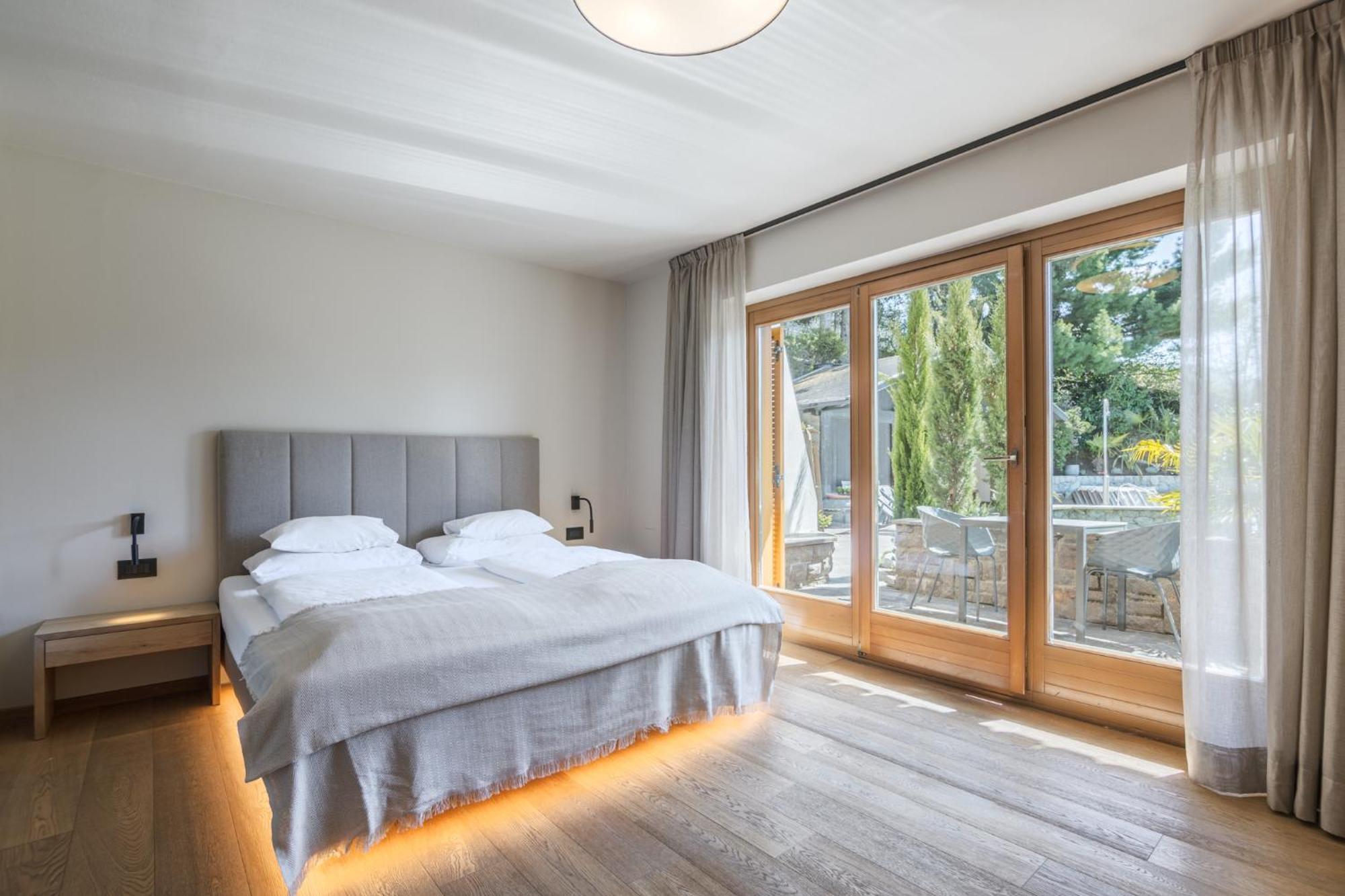 Aparthotel Michael Am Waal Scena Esterno foto