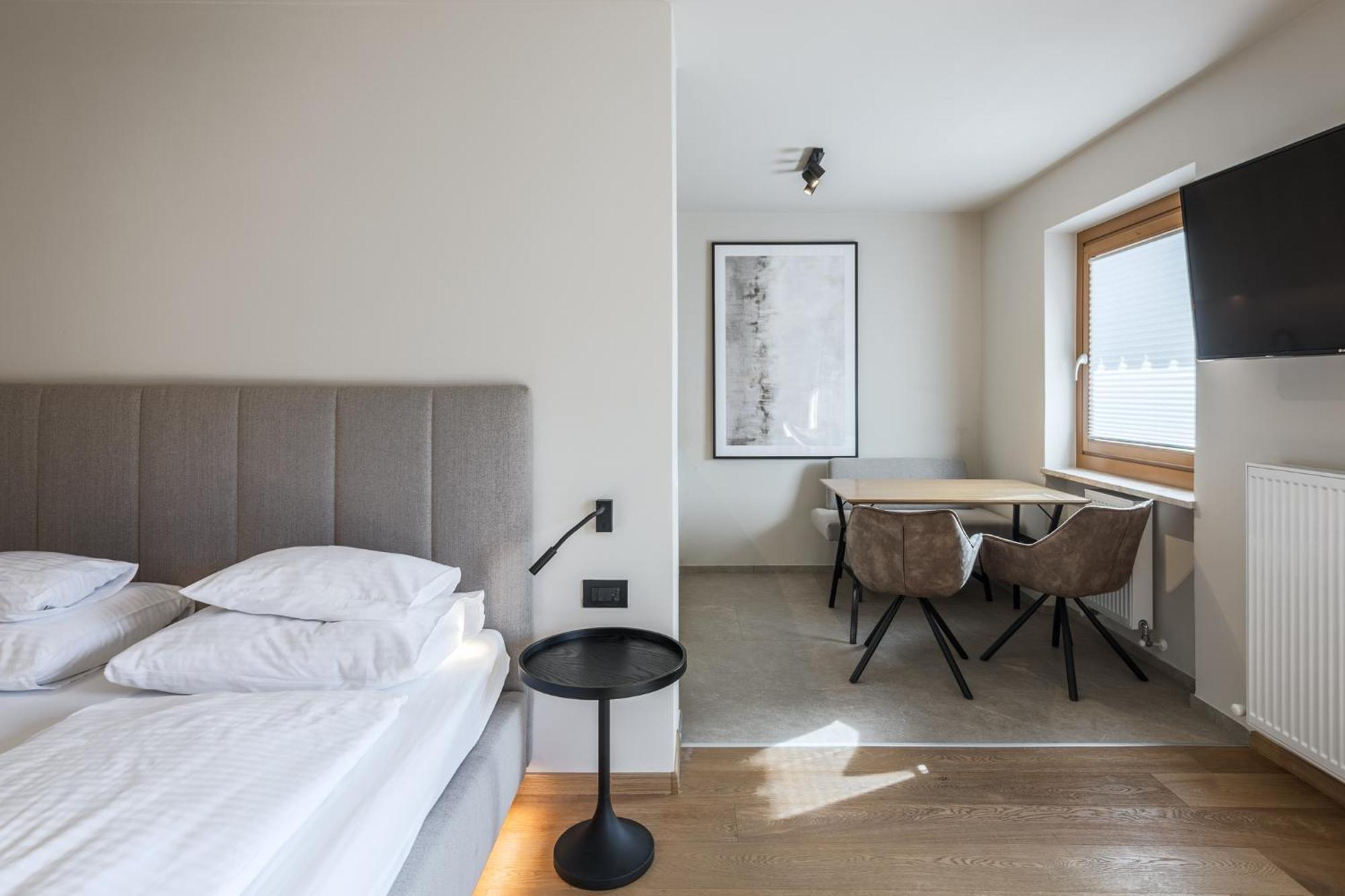 Aparthotel Michael Am Waal Scena Esterno foto